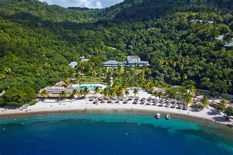 Sulit na Libot sa Sugar Beach St Lucia: Maranasan ang Natatanging Kagandahan at Kasulok-sulukan ng Pulo!