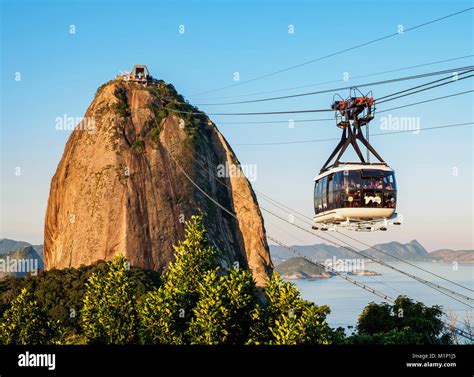 Sugarloaf cable car