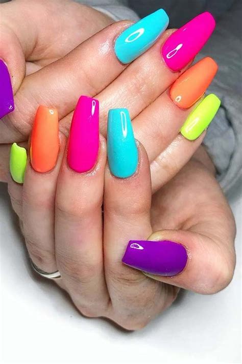 Summer nail art 2019 Brightcolored and stylish summer nail art ideas 2019