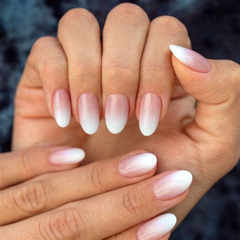 Summer Nails: White And Pink