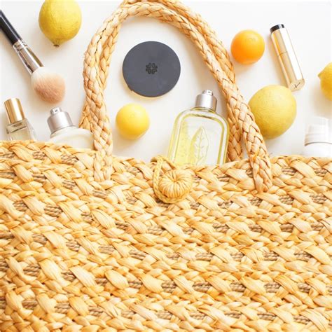 Summer Essentials AJDAS