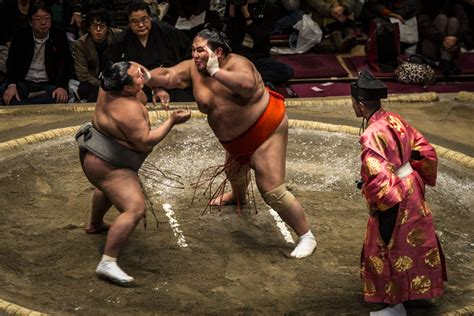 This 85yearold Brit is Japan’s most famous sumo wrestling commentator