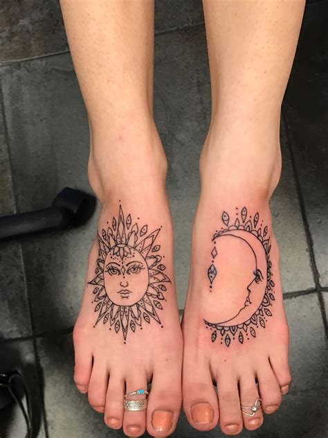 Floral Sun and Moon Tattoo Designs Moon tattoo, Tiny