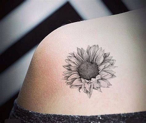 Shoulder Sunflower Tattoo Sunflower Shoulder Tattoo