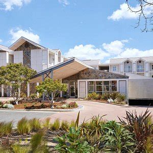 Discover the Culinary Wonders of Sunnyvale: Experience Comfort and Convenience with Top Hotels Featuring Fully-Equipped Kitchens!