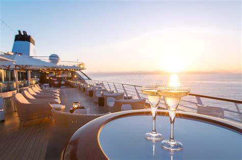 Sunset Cocktails Cruise