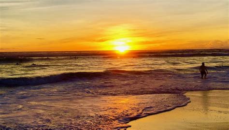 Sunset Pantai Batu Karas