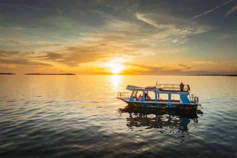 Sunset Tour Boat