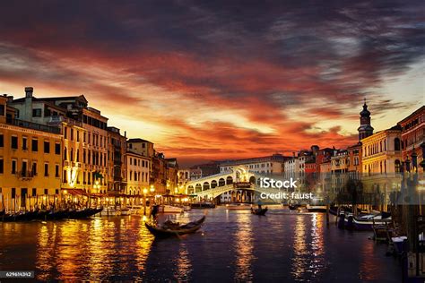 Sunset Views Venice