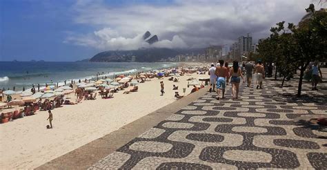 Sunset walk Arpoador