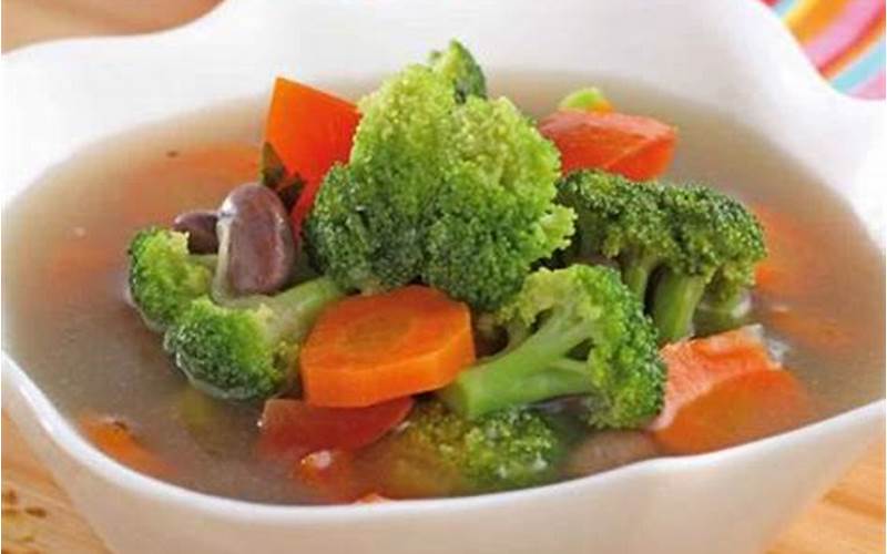 Sup Ayam Wortel Dan Brokoli