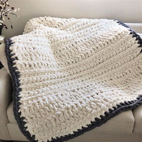 Super Chunky Yarn Blanket Crochet Pattern