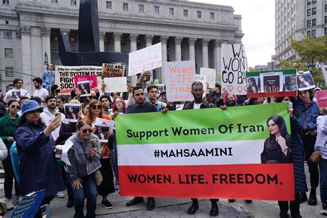 Supporting the Mahsa Amini protests