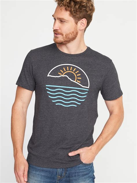 Ride the Waves in Style: Surf Graphic Tees!