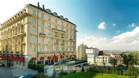 Surrounding Area of Pera Palace Hotel