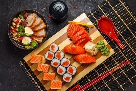 Sushi dan ramen Jepang