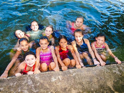 Make a Splash in Your Neighborhood: Find the Best Swim Camp Near You!