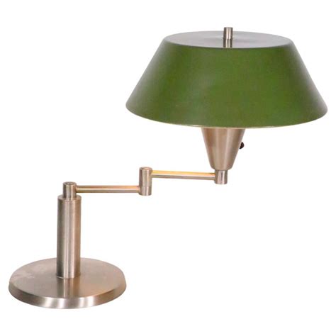 Swing Arm Lamp with Metal Shade