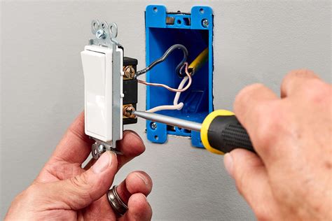 Switch it Up: Effortless 12V Single Pole Toggle Switch Installation Made Simple!