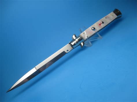 Switchblade Knife Companies