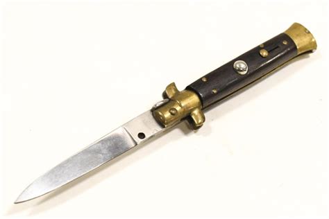 Switchblade Knife Virginia