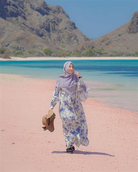 Syari Hijab Pantai