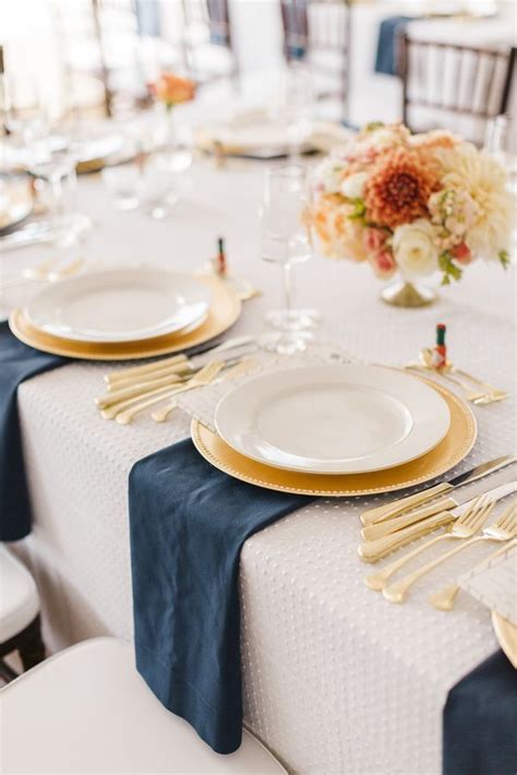 Table Linens and Place Settings