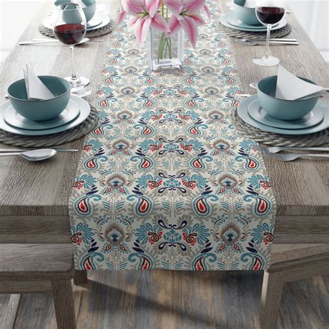 Table Linens and Runners Side Table Decor