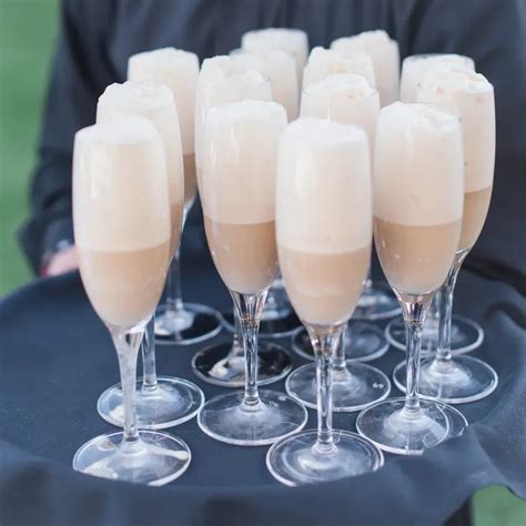 Table showers in drink