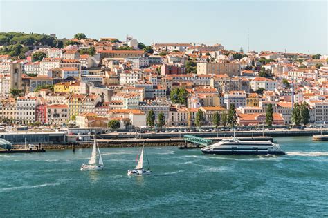 Tagus River Cruise