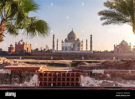 Taj Mahal view from Mehtab Bagh