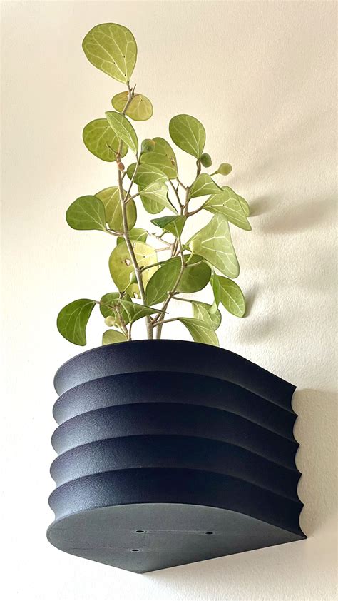 Take a cue from the architecture