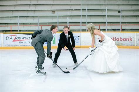 Taking Theme nuptial vows with hockey sticks around!