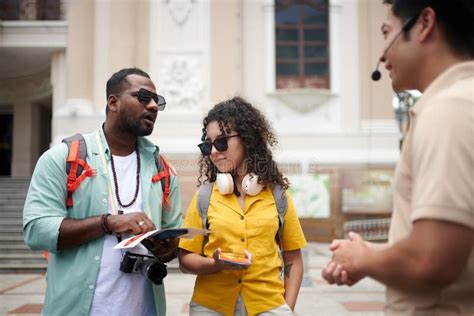Talking to Guide