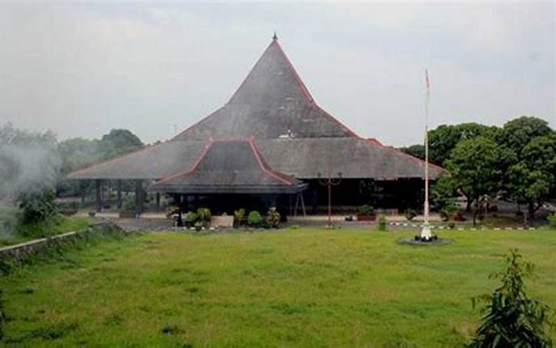 Taman Budaya Jawa Tengah Solo