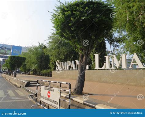 Taman Simpang Lima Semarang