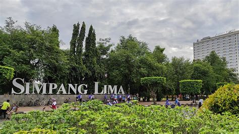 Taman Simpang Lima Batam