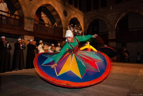 Tannoura Dance