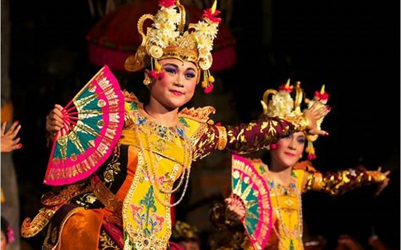 Tari Tradisional Indonesia
