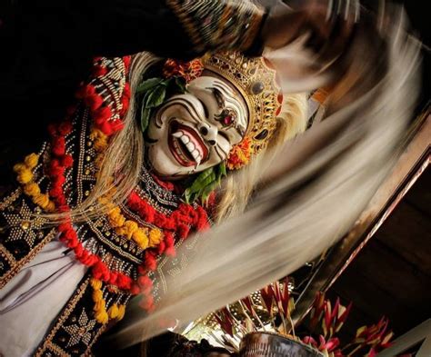 Tari Bali sakral