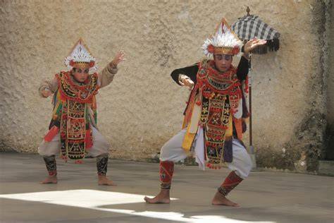 Tari Baris Bali