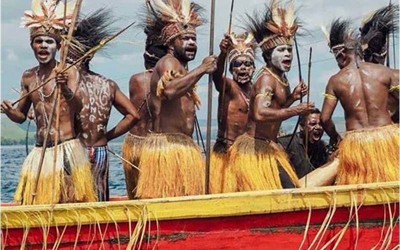 Tarian Adat Papua