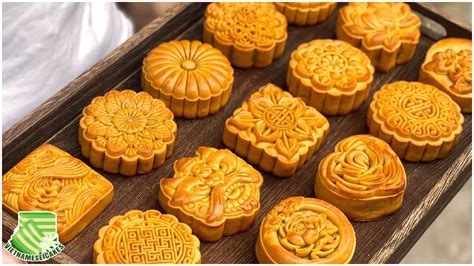 Tasting Vietnamese Cakes