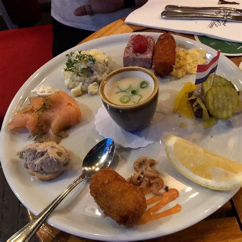 Tasting and Sharing