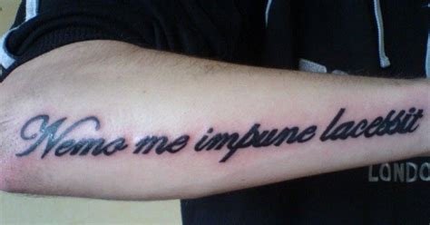Tato Tulisan Latin Simple