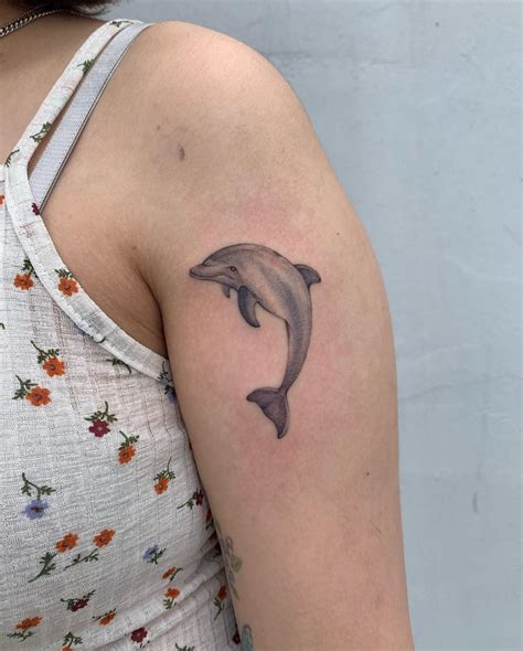 Tattoo Dolphin Meaning