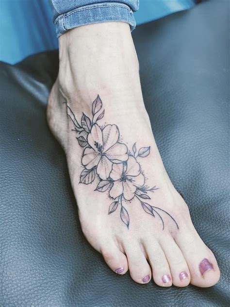 Tattoo Foot Flower