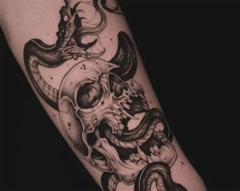 Tattoo Forearm Skull