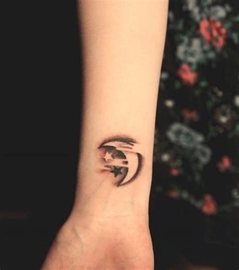 Tattoo Half Moon