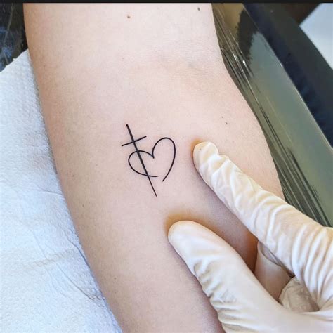 Tattoo Heart Cross